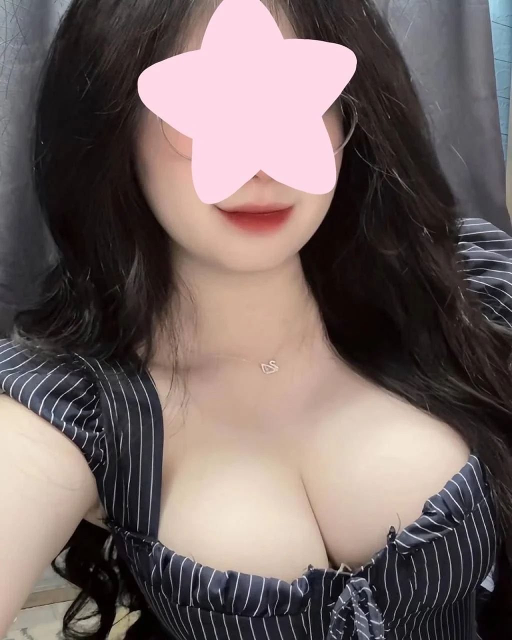 NGỌC PHƯƠNG - DÂM ĐÃNG, NGOAN CHIỀU, ĐI LÀM VÌ ĐAM MÊ